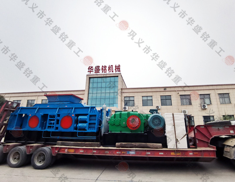 1500×800液压对辊凯发旗舰厅官网装车发往广东