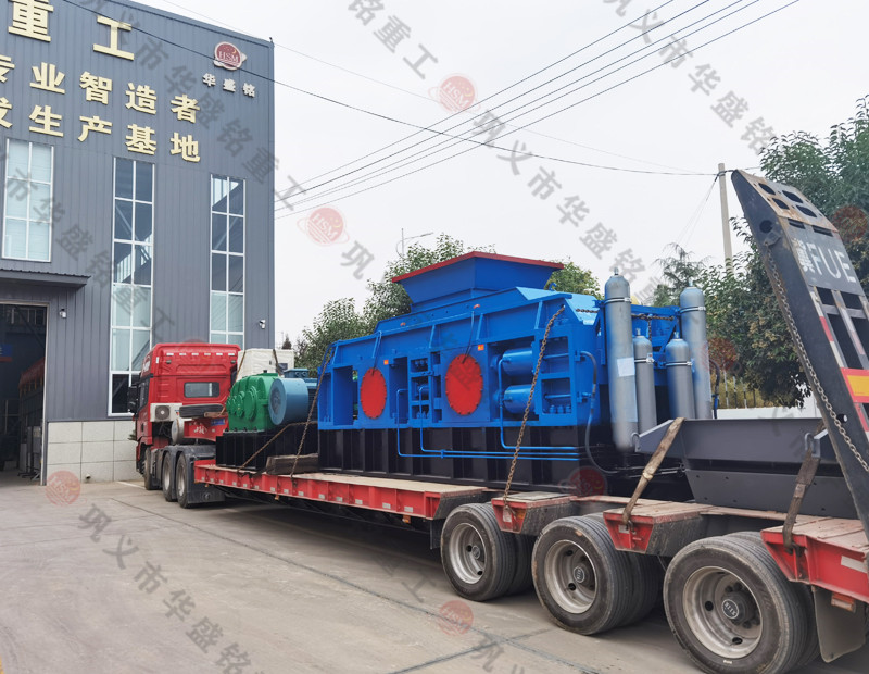 凯发K8官网首页登录2PGY1212对辊凯发旗舰厅官网机成功发往洛阳