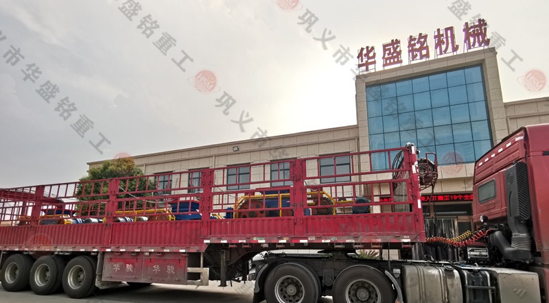三台400x600小型对辊凯发旗舰厅官网发往河北